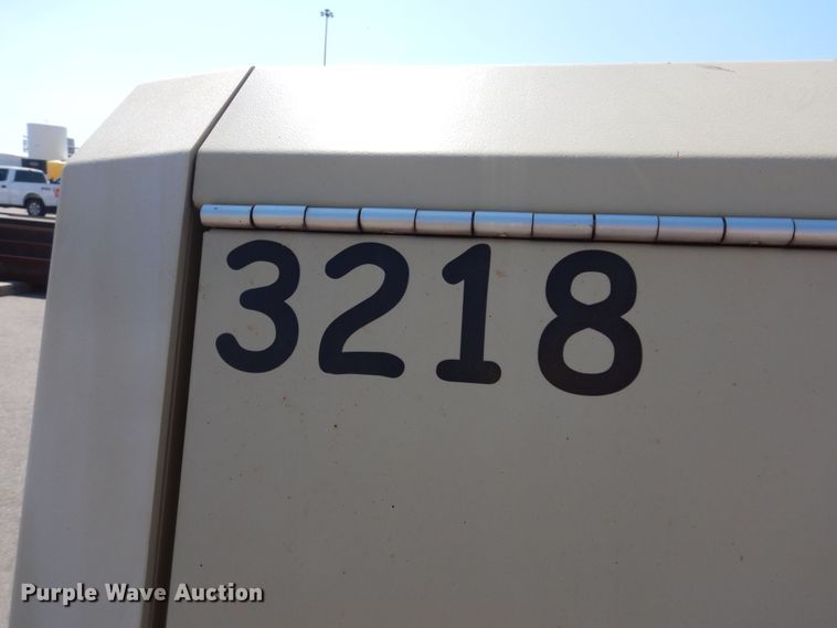 image for item DM3060 2006 Ingersoll Rand XP185  air compressor