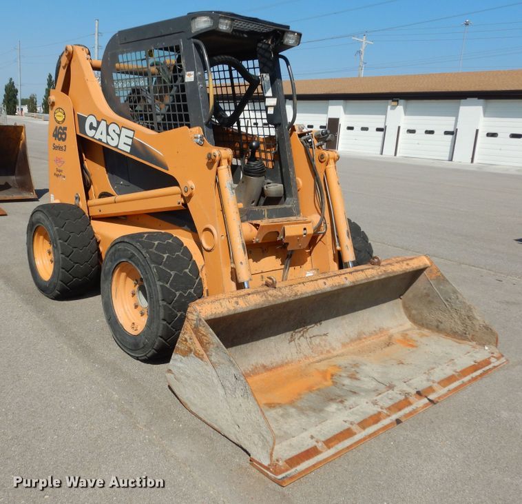 image for item DM3093 2010 Case 465 Series 3  skid steer loader