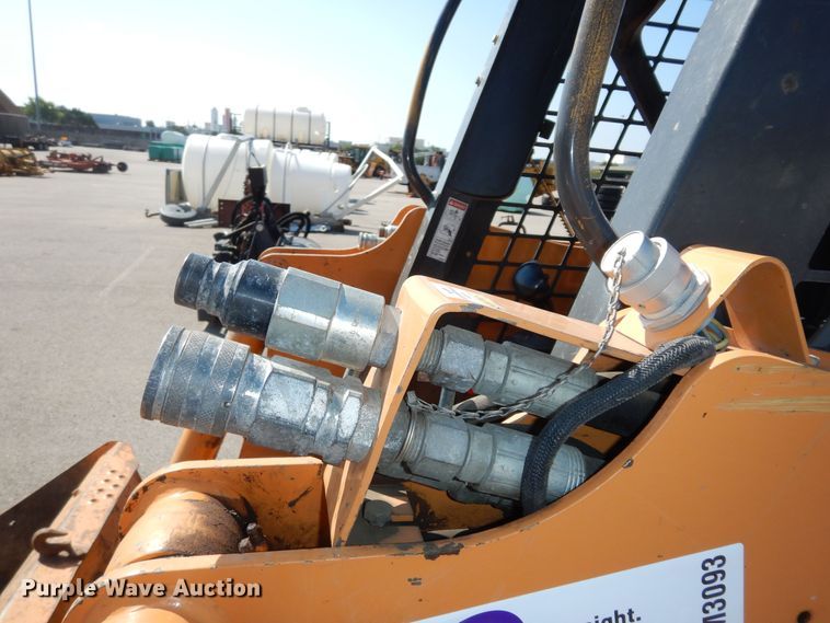 image for item DM3093 2010 Case 465 Series 3  skid steer loader