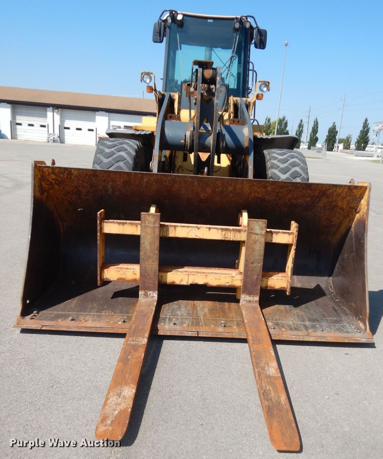 image for item DM3094 John Deere 624J  wheel loader