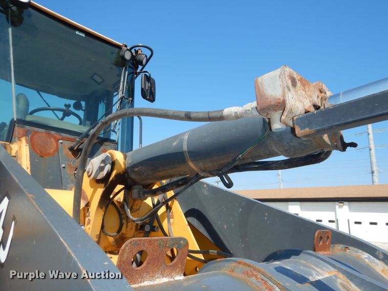 image for item DM3094 John Deere 624J  wheel loader