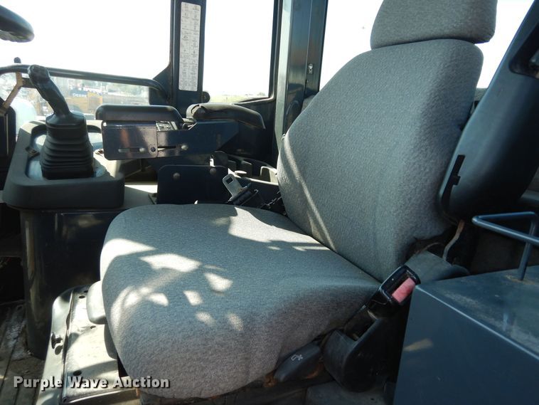 image for item DM3094 John Deere 624J  wheel loader