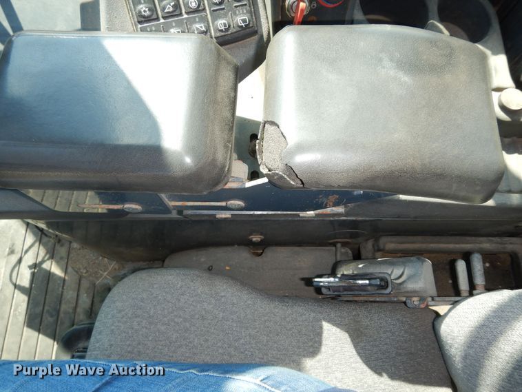 image for item DM3094 John Deere 624J  wheel loader