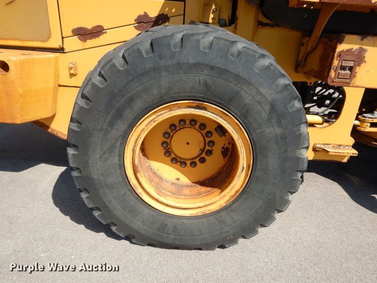 image for item DM3094 John Deere 624J  wheel loader