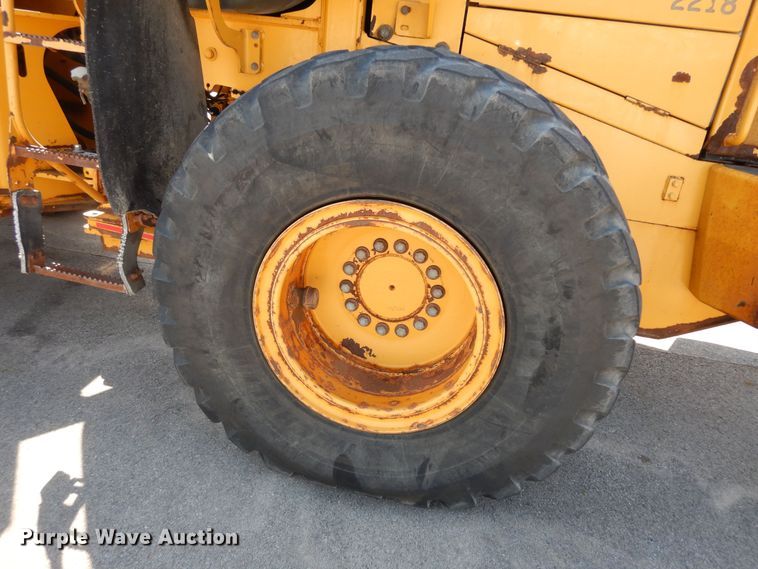 image for item DM3094 John Deere 624J  wheel loader