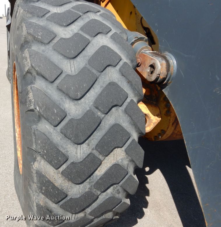 image for item DM3094 John Deere 624J  wheel loader