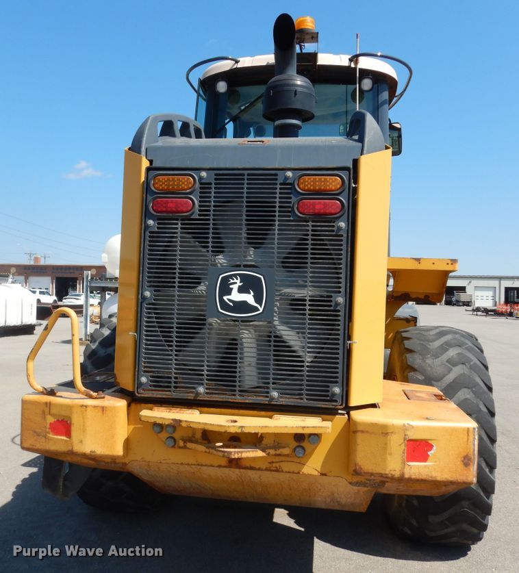 image for item DM3095 2006 John Deere 624J  wheel loader