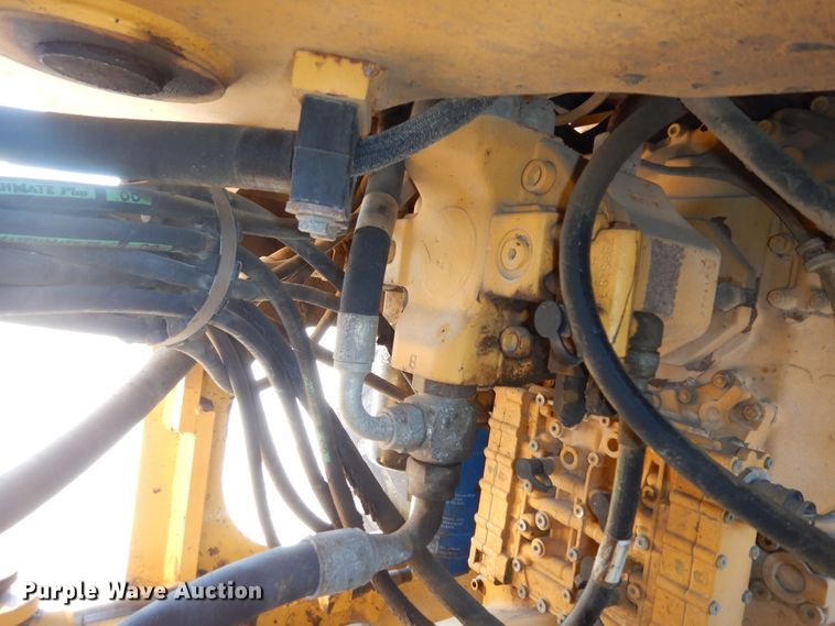 image for item DM3095 2006 John Deere 624J  wheel loader