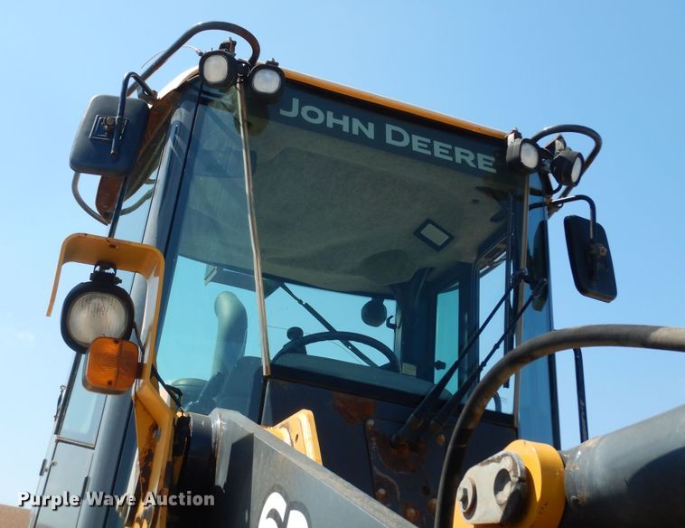 image for item DM3095 2006 John Deere 624J  wheel loader