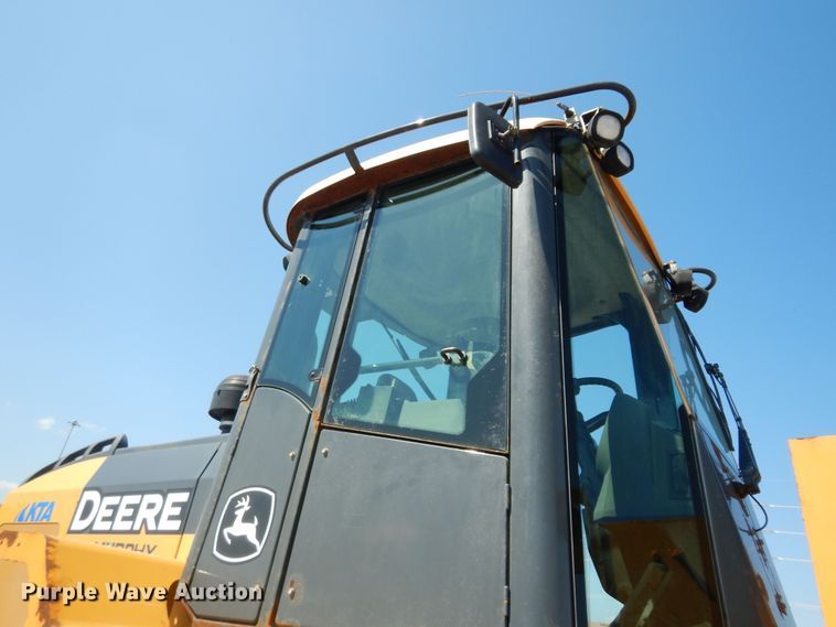 image for item DM3095 2006 John Deere 624J  wheel loader