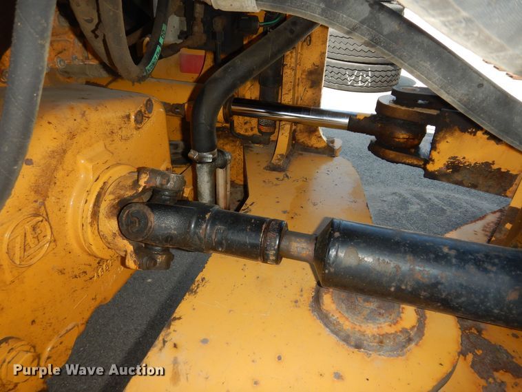 image for item DM3095 2006 John Deere 624J  wheel loader