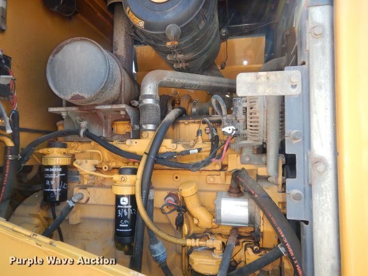 image for item DM3095 2006 John Deere 624J  wheel loader