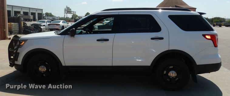 image for item DM3101 2016 Ford Explorer Police Interceptor  SUV