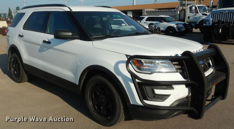 image for item DM3108 2017 Ford Explorer Police Interceptor  SUV