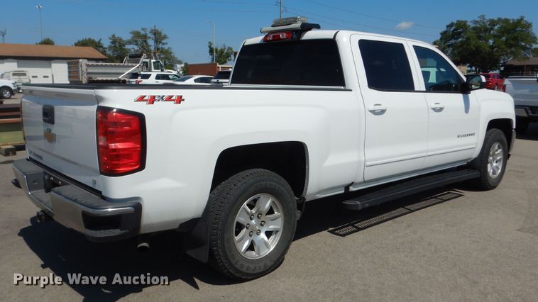 image for item DM3112 2018 Chevrolet Silverado 1500  Crew Cab pickup truck