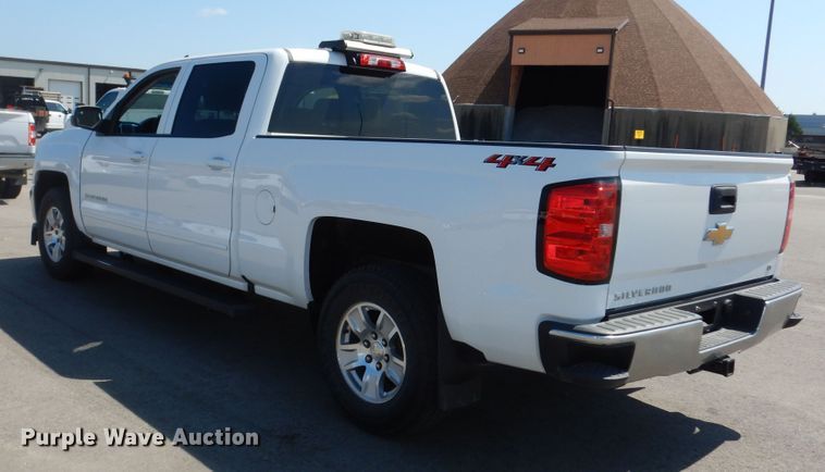 image for item DM3112 2018 Chevrolet Silverado 1500  Crew Cab pickup truck