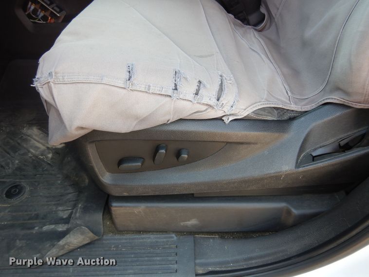 image for item DM3112 2018 Chevrolet Silverado 1500  Crew Cab pickup truck