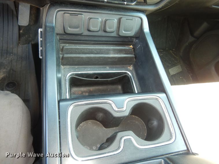 image for item DM3112 2018 Chevrolet Silverado 1500  Crew Cab pickup truck