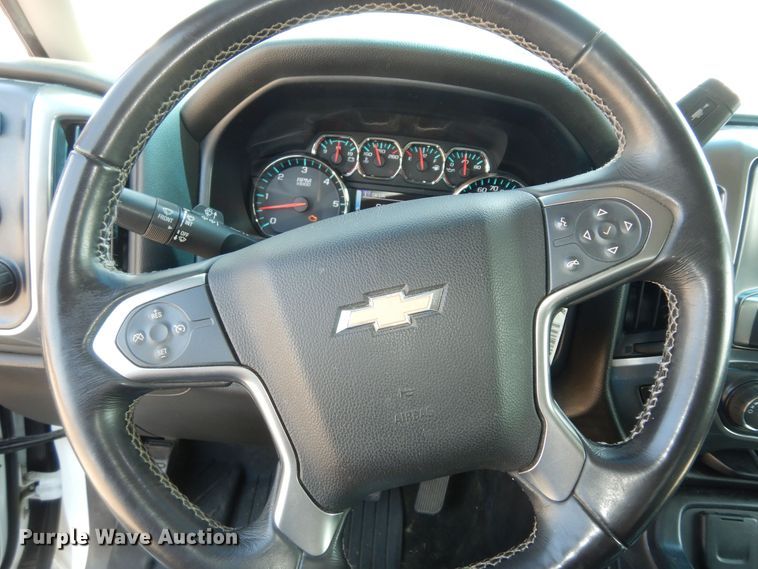 image for item DM3112 2018 Chevrolet Silverado 1500  Crew Cab pickup truck