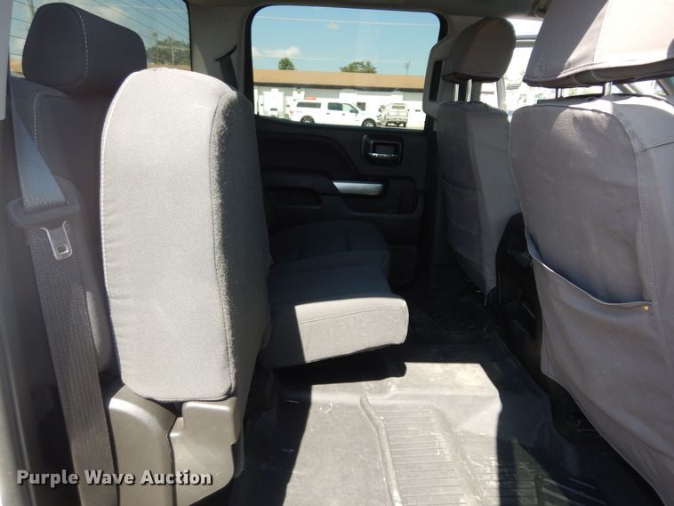 image for item DM3112 2018 Chevrolet Silverado 1500  Crew Cab pickup truck