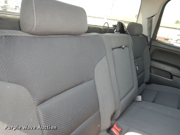 image for item DM3112 2018 Chevrolet Silverado 1500  Crew Cab pickup truck