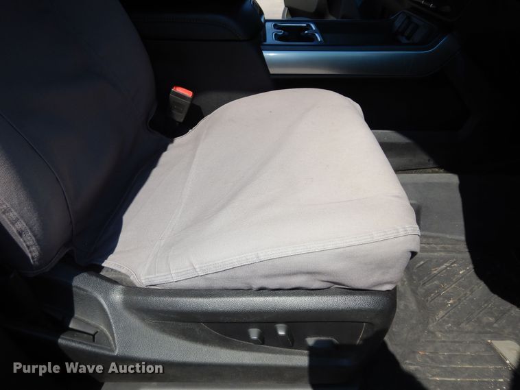 image for item DM3112 2018 Chevrolet Silverado 1500  Crew Cab pickup truck