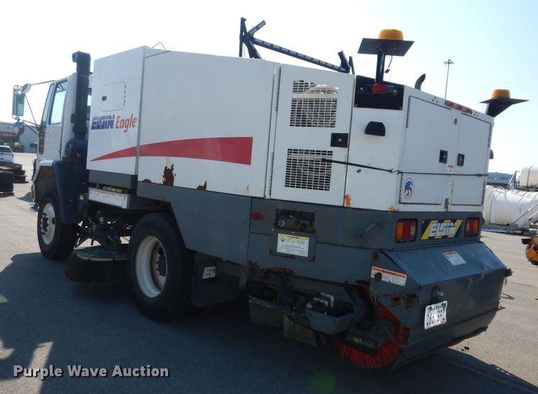 image for item DM3140 2003 Sterling SC8000  street sweeper truck