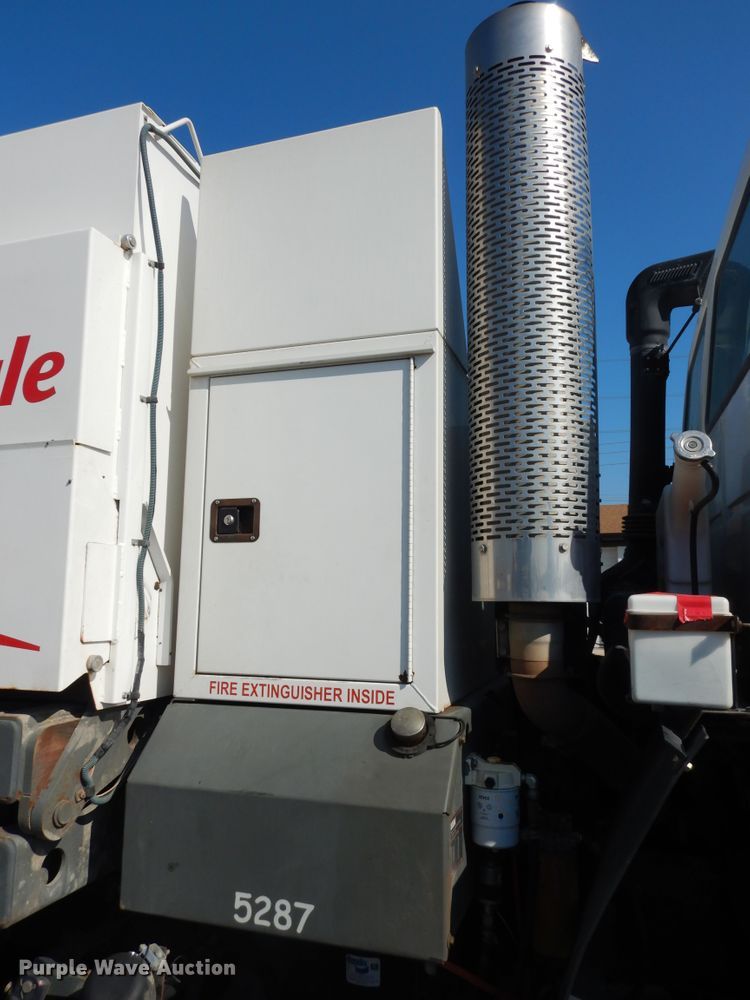 image for item DM3140 2003 Sterling SC8000  street sweeper truck