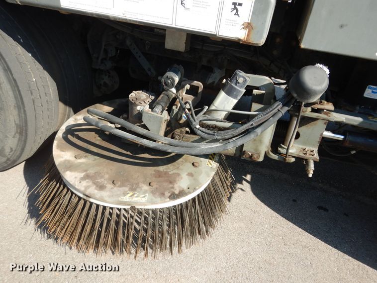 image for item DM3140 2003 Sterling SC8000  street sweeper truck