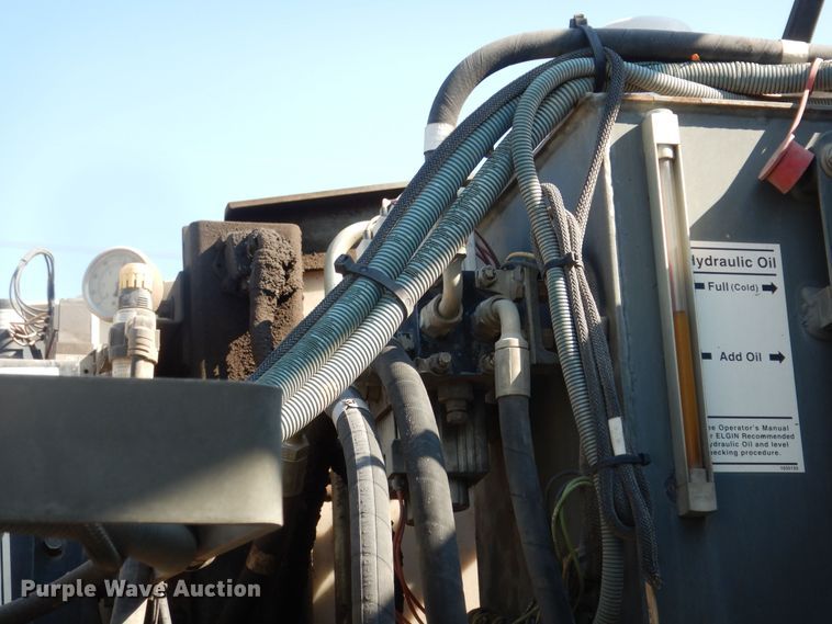 image for item DM3140 2003 Sterling SC8000  street sweeper truck