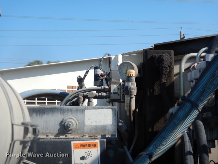 image for item DM3140 2003 Sterling SC8000  street sweeper truck