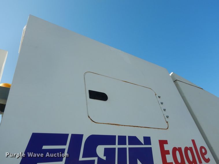 image for item DM3140 2003 Sterling SC8000  street sweeper truck