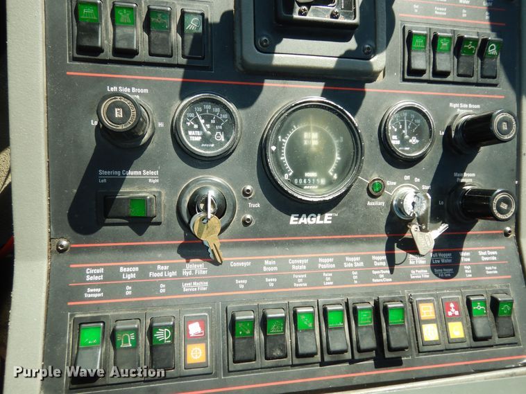 image for item DM3140 2003 Sterling SC8000  street sweeper truck