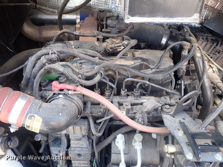 image for item DQ2879 2015 Ditch Witch JT30 All-Terrain  directional boring unit