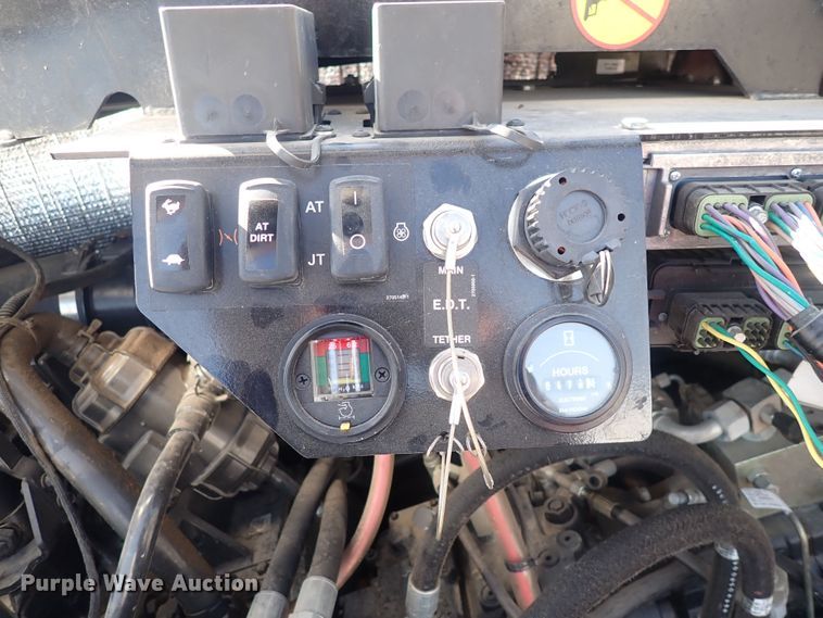 image for item DQ2879 2015 Ditch Witch JT30 All-Terrain  directional boring unit