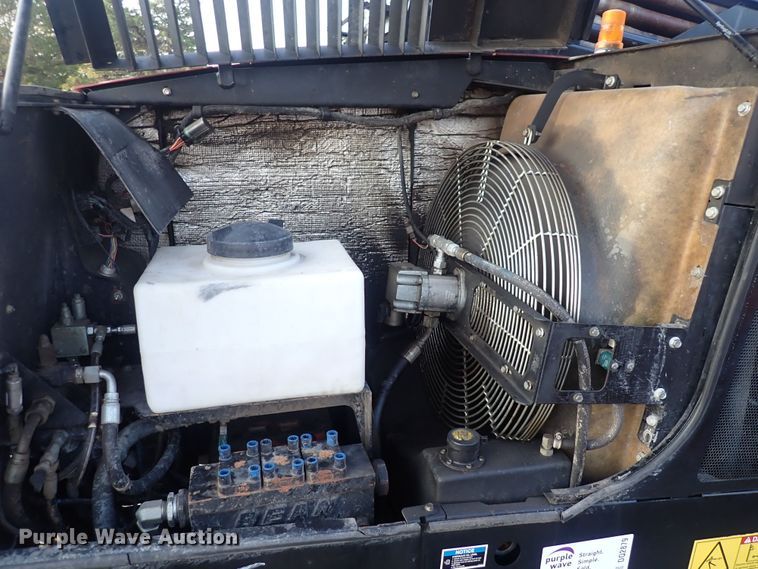 image for item DQ2879 2015 Ditch Witch JT30 All-Terrain  directional boring unit