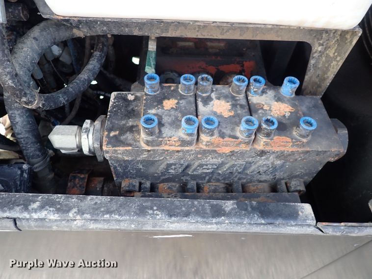 image for item DQ2879 2015 Ditch Witch JT30 All-Terrain  directional boring unit