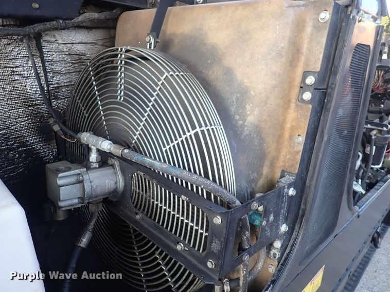 image for item DQ2879 2015 Ditch Witch JT30 All-Terrain  directional boring unit