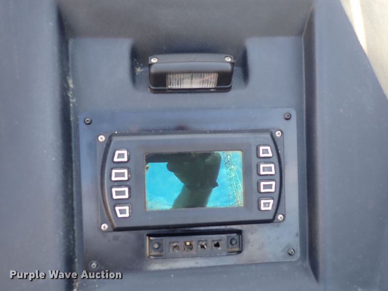 image for item DQ2879 2015 Ditch Witch JT30 All-Terrain  directional boring unit