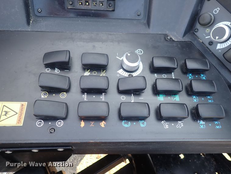 image for item DQ2879 2015 Ditch Witch JT30 All-Terrain  directional boring unit