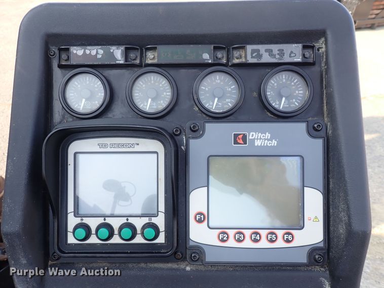 image for item DQ2879 2015 Ditch Witch JT30 All-Terrain  directional boring unit