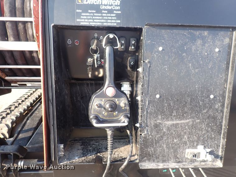 image for item DQ2879 2015 Ditch Witch JT30 All-Terrain  directional boring unit