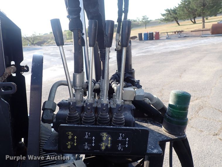 image for item DQ2879 2015 Ditch Witch JT30 All-Terrain  directional boring unit