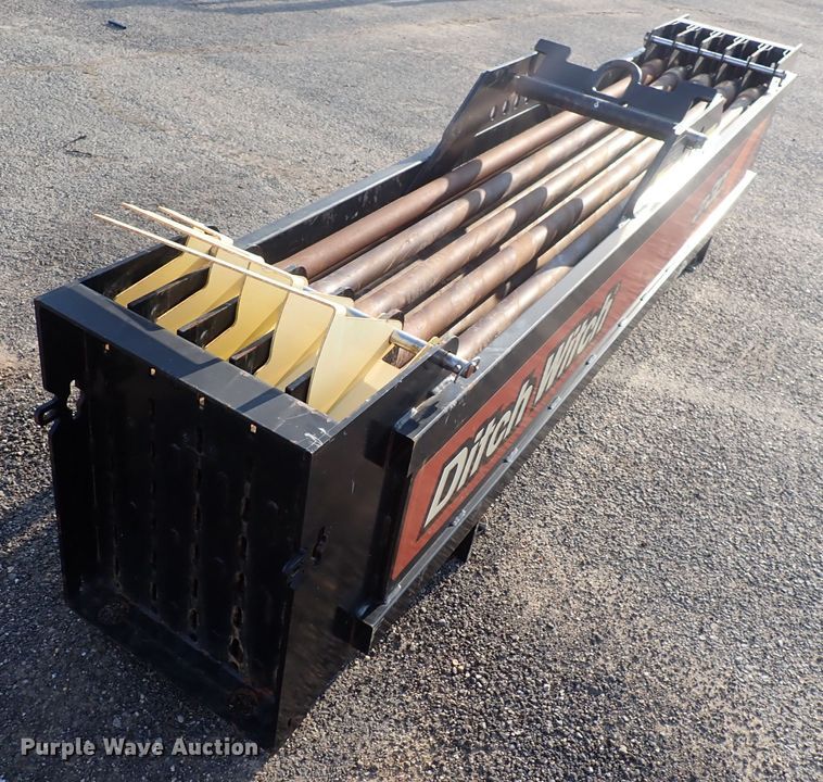 image for item DQ2879 2015 Ditch Witch JT30 All-Terrain  directional boring unit