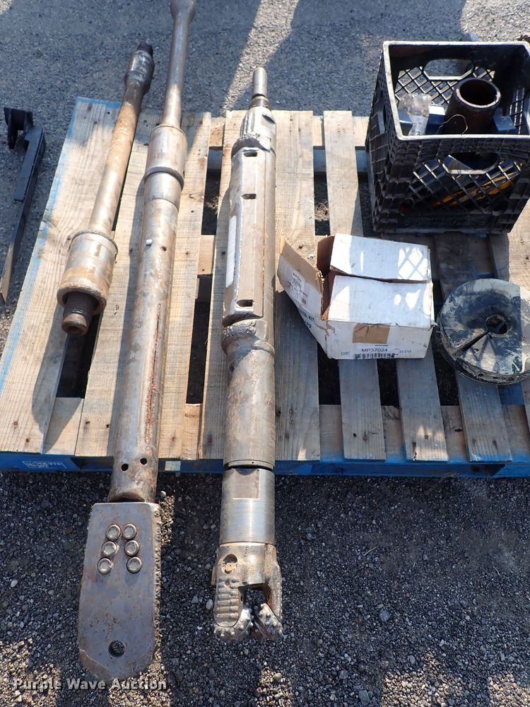 image for item DQ2879 2015 Ditch Witch JT30 All-Terrain  directional boring unit