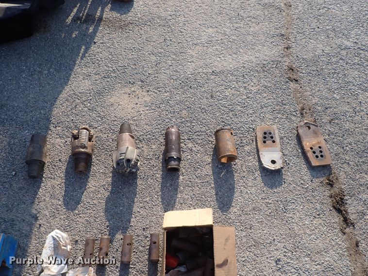 image for item DQ2879 2015 Ditch Witch JT30 All-Terrain  directional boring unit