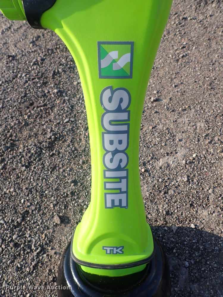 image for item DQ2879 2015 Ditch Witch JT30 All-Terrain  directional boring unit