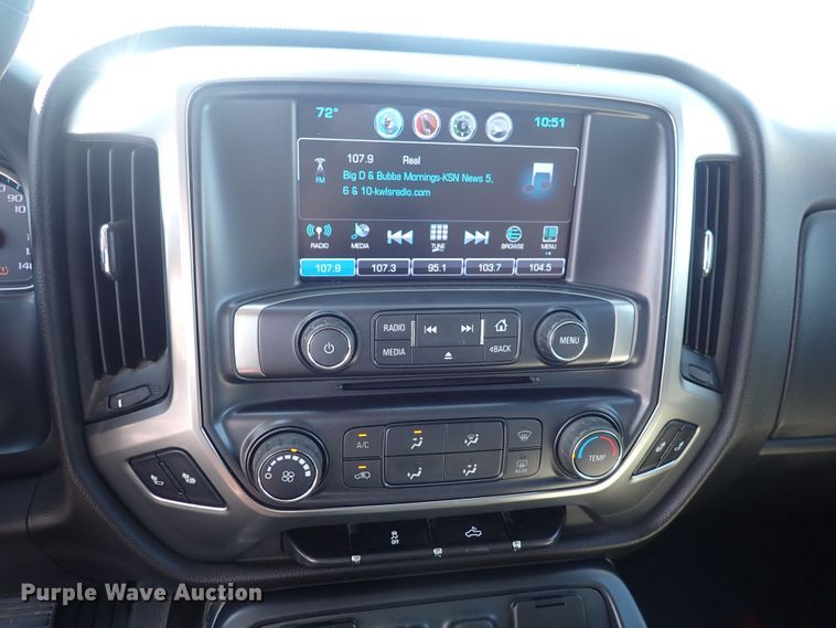 image for item DQ2882 2018 Chevrolet Silverado 1500  Crew Cab pickup truck