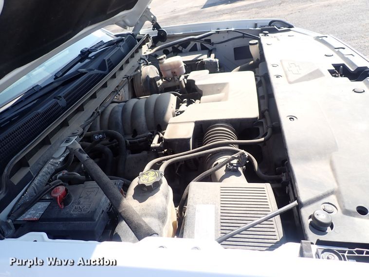 image for item DQ2882 2018 Chevrolet Silverado 1500  Crew Cab pickup truck