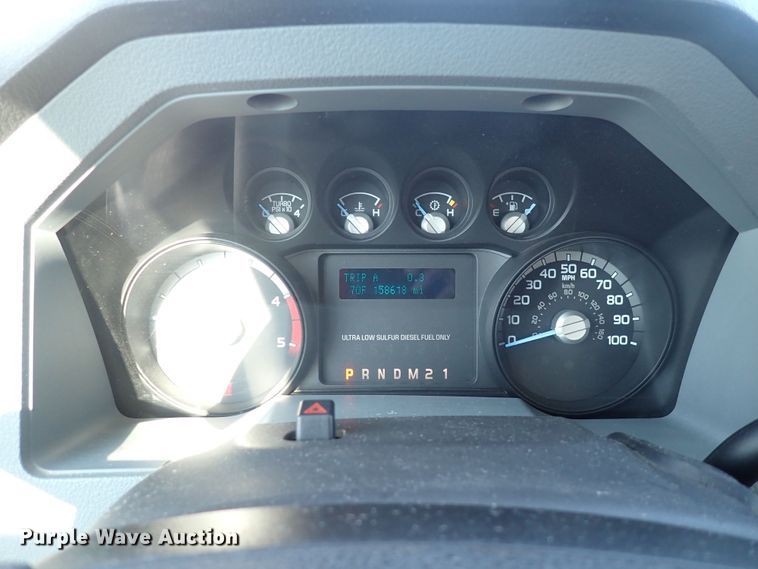 image for item DQ2884 2014 Ford F550 Super Duty  bucket truck